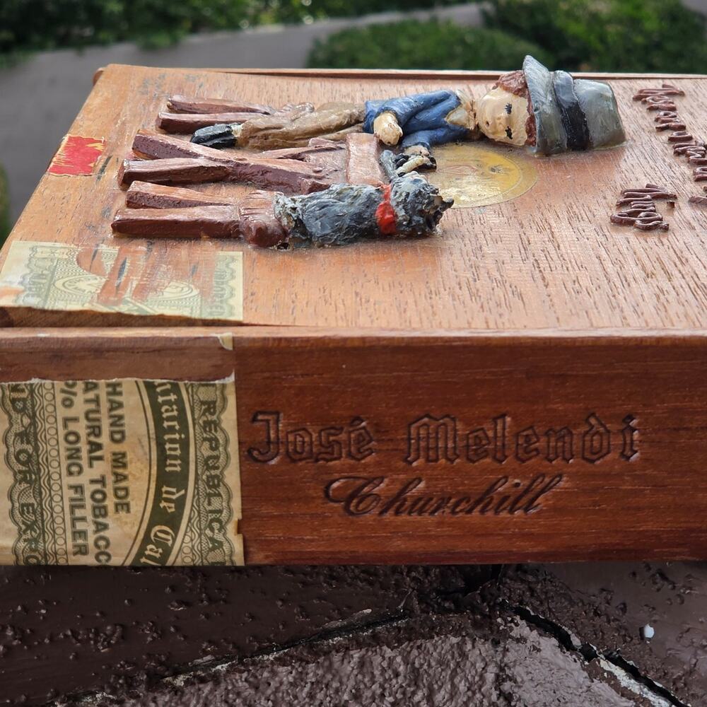Vtg 1978 Custom Jose Melendi Churchill Wooden Cigar Keepsake Box - Picture 3 of 9